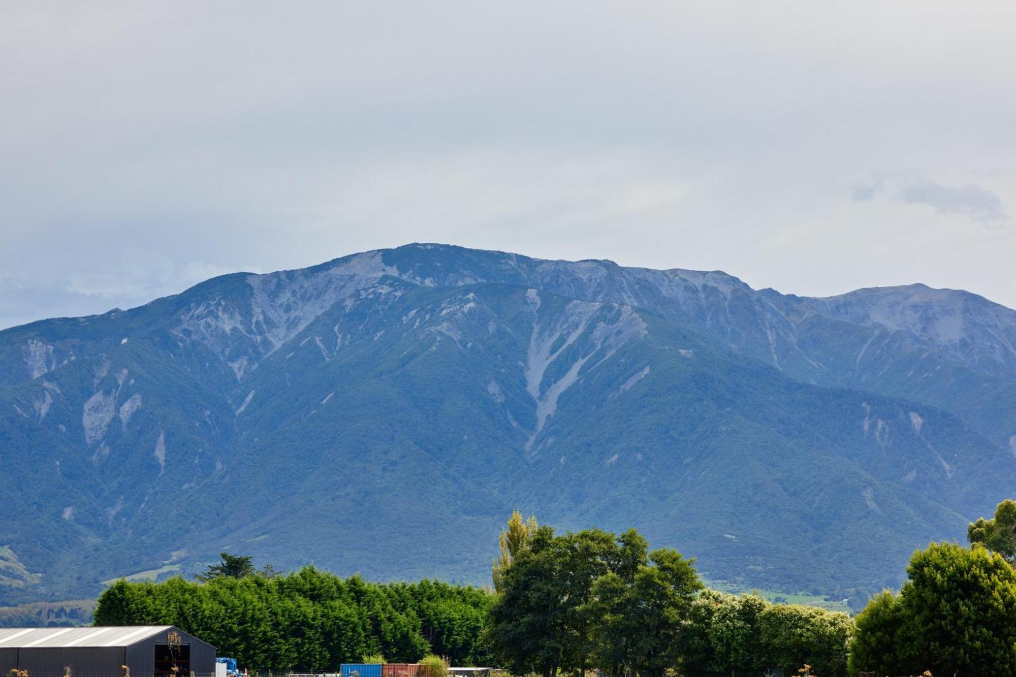 Deerbrooke Kaikoura Chalets - Chalet 2 Exterior photo