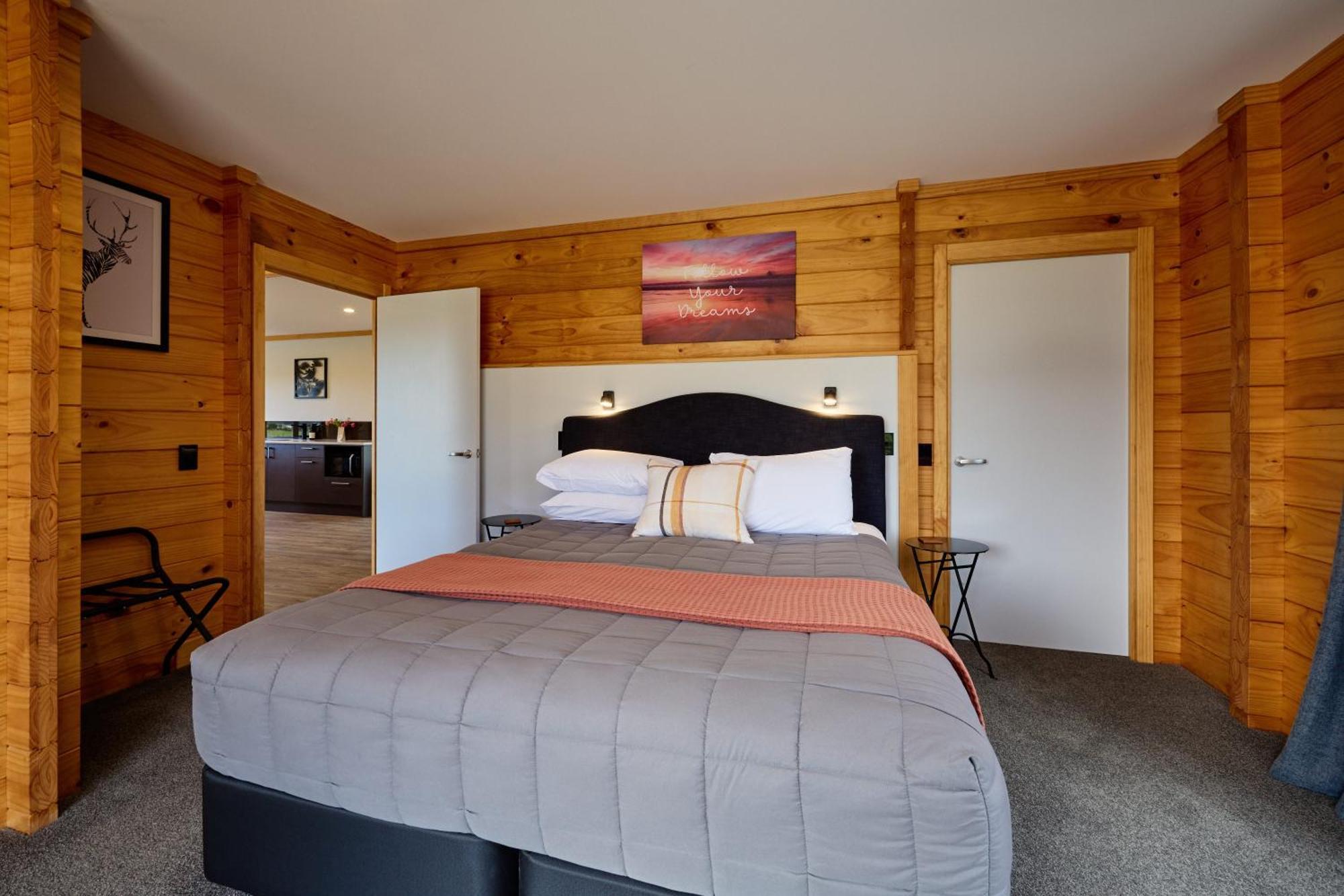 Deerbrooke Kaikoura Chalets - Chalet 2 Exterior photo